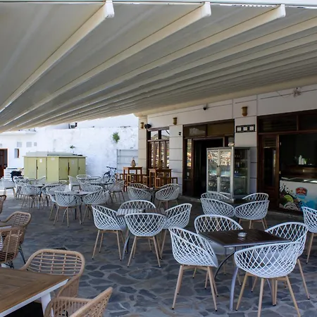 Georgios L Hotel Skopelos Town