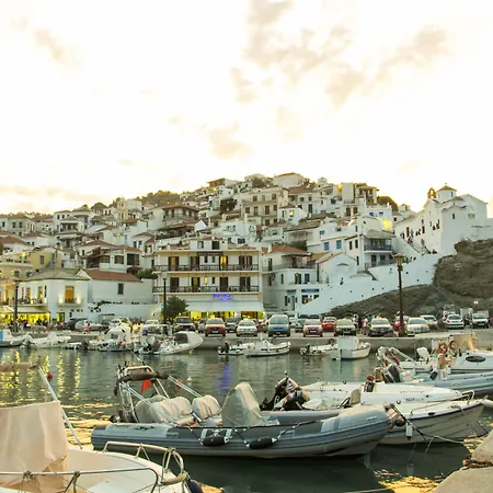 Georgios L 2* Skopelos Town