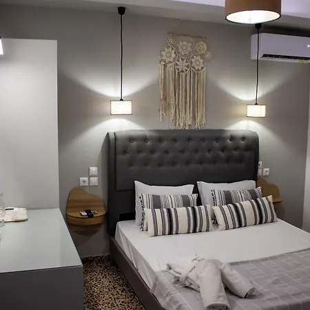 Georgios L Hotel