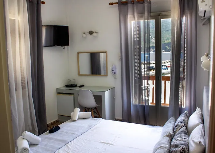 Georgios L 2* Skopelos Town