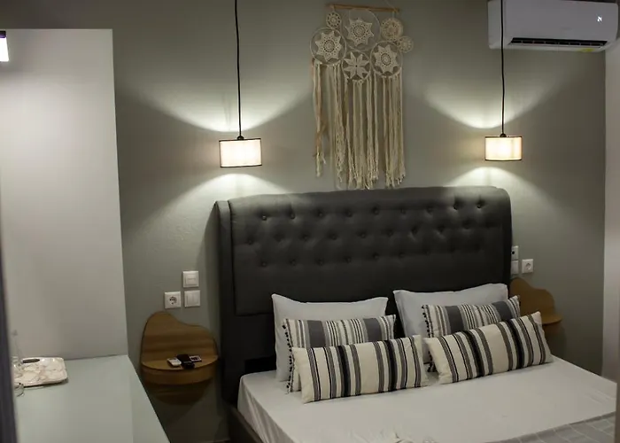 Georgios L 2* Skopelos Town